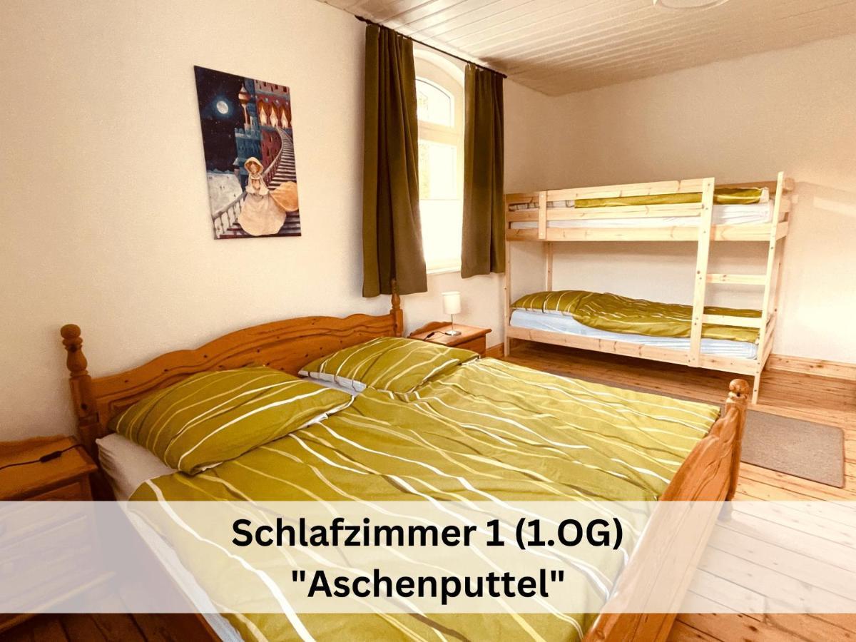 Ferienhaus Grimme - 350M2, 18 Betten - Mit Indoorspielplatz, Pool, Grosser Terrasse, Grill, Sauna, Kicker, Dart, Uvm - Ideal Fuer Familien Schmallenberg Luaran gambar