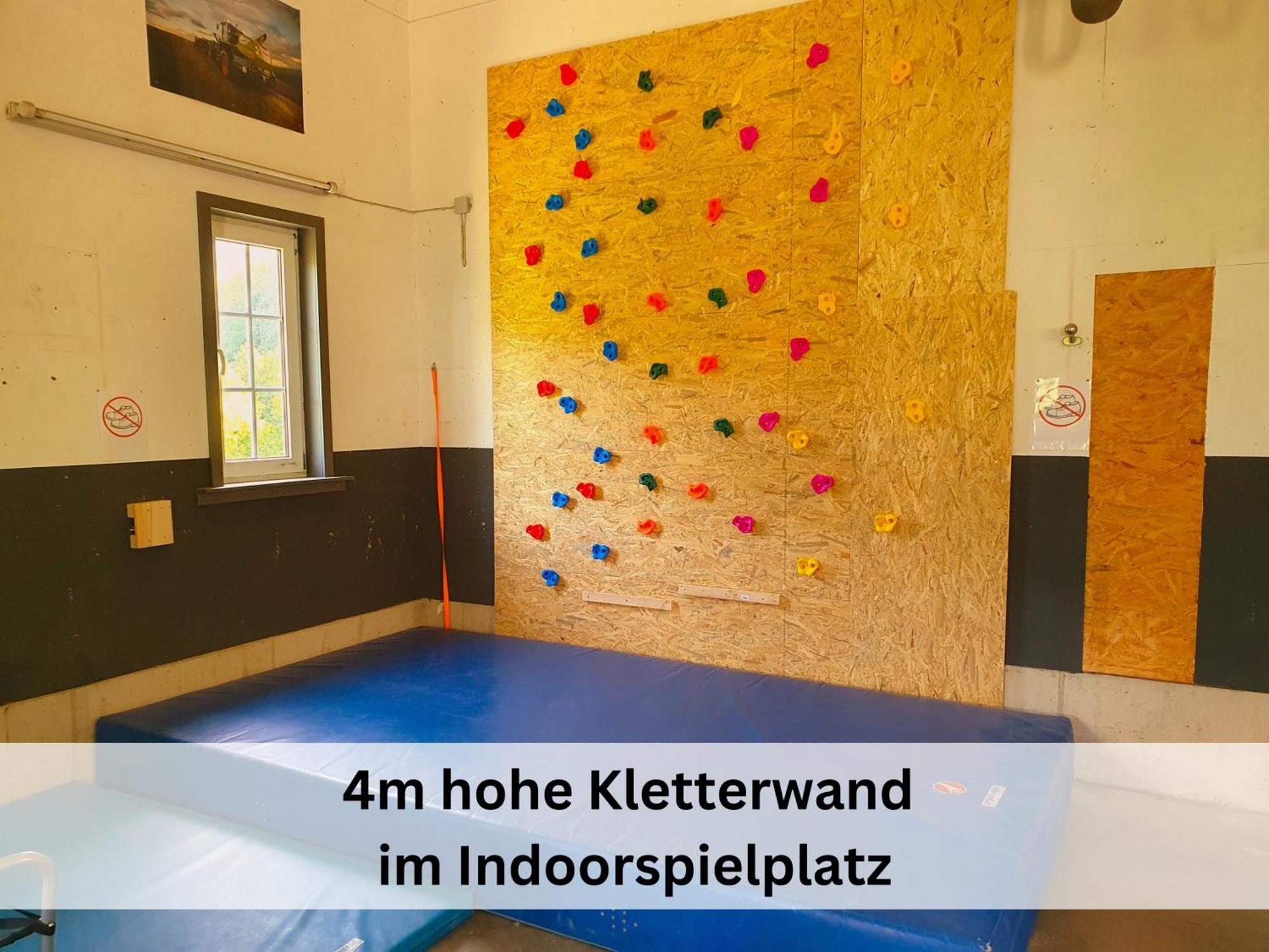 Ferienhaus Grimme - 350M2, 18 Betten - Mit Indoorspielplatz, Pool, Grosser Terrasse, Grill, Sauna, Kicker, Dart, Uvm - Ideal Fuer Familien Schmallenberg Luaran gambar