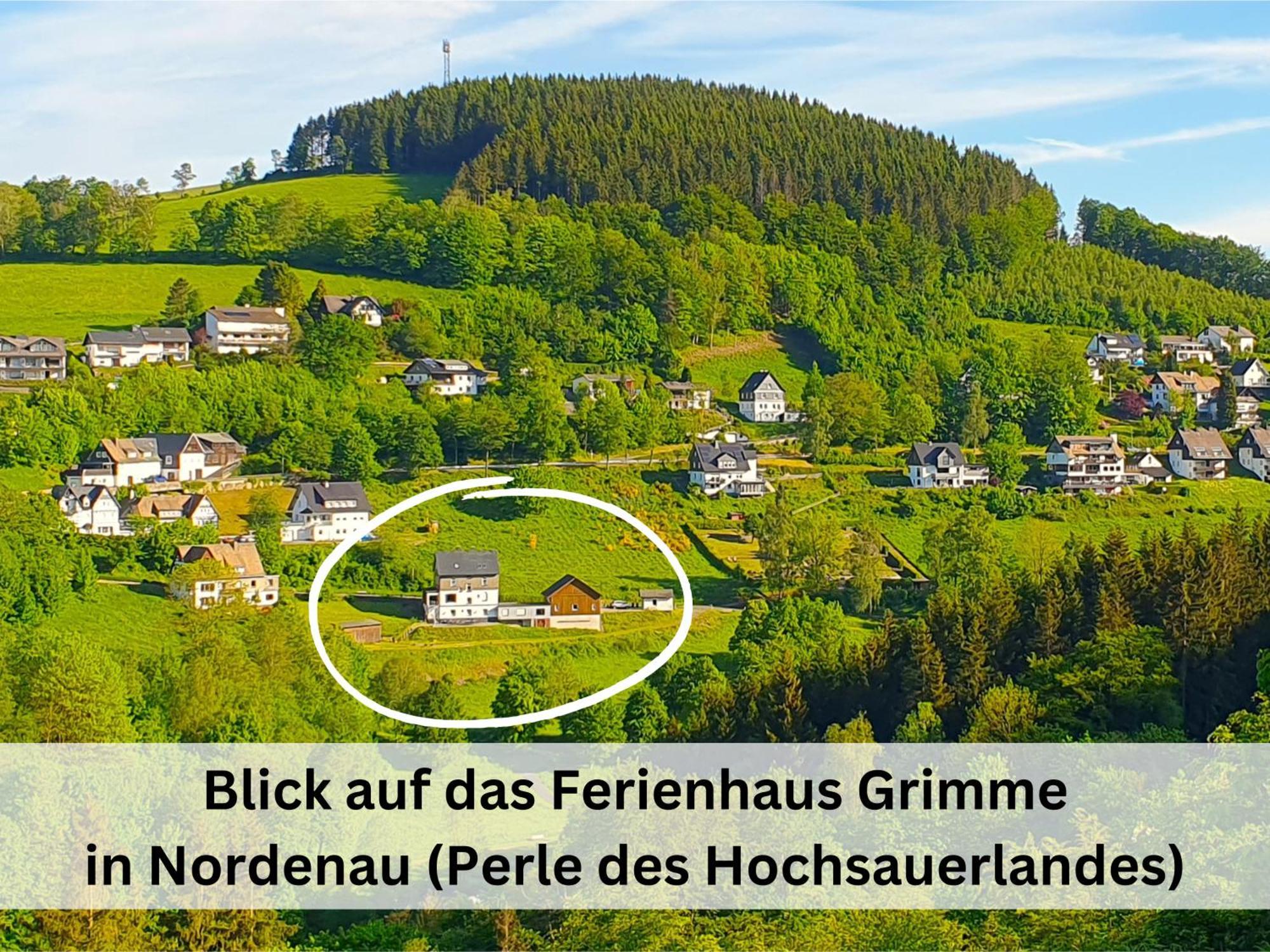 Ferienhaus Grimme - 350M2, 18 Betten - Mit Indoorspielplatz, Pool, Grosser Terrasse, Grill, Sauna, Kicker, Dart, Uvm - Ideal Fuer Familien Schmallenberg Luaran gambar